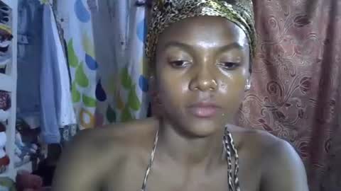 Snapshot of safira19 chatting on October 9, 9:30 pm safira19 online show from October 9, 9:30 pm