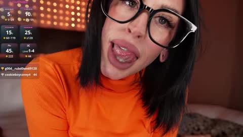 saintjade online show from November 1, 5:22 am