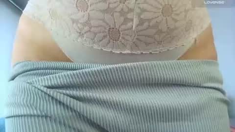 sairy_ online show from June 25, 4:08 pm