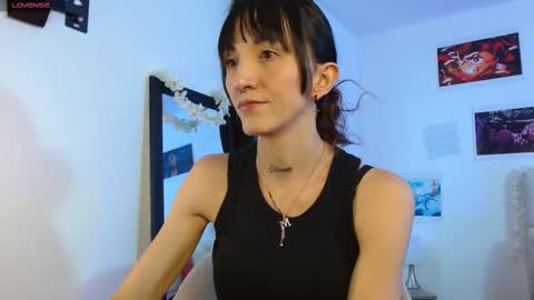 Snapshot of sakura_skinny chatting on February 19, 3:05 pm Sakura Skinny online show from February 19, 3:05 pm