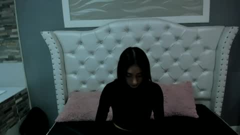 salana_tomson online show from July 1, 2:44 am