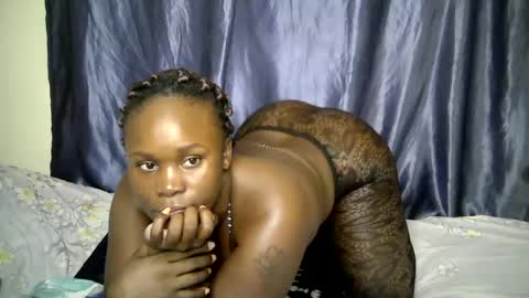 sally_bee1 online show from August 1, 5:42 am