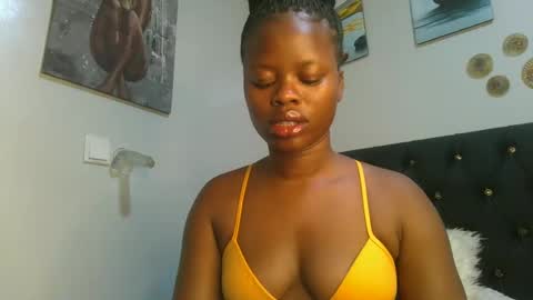 Snapshot of sallysasha254 chatting on March 6, 10:20 am sallysasha254 online show from March 6, 10:20 am