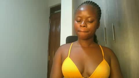 Snapshot of sallysasha254 chatting on December 8, 5:50 am sallysasha254 online show from December 8, 5:50 am