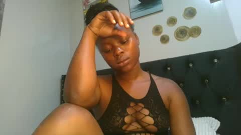 Snapshot of sallysasha254 chatting on January 18, 7:26 pm sallysasha254 online show from January 18, 7:26 pm