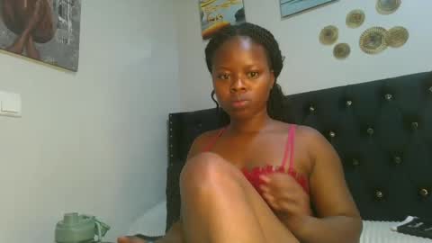 Snapshot of sallysasha254 chatting on February 23, 4:33 am sallysasha254 online show from February 23, 4:33 am
