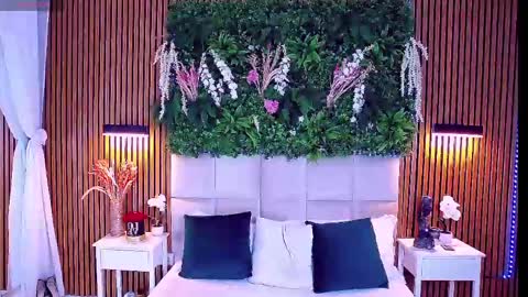 SalmaRoze online show from April 26, 2:42 am