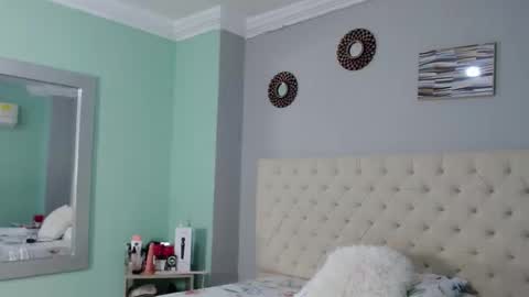 Snapshot of salome_aguilar chatting on October 7, 1:04 pm Isabel online show from October 7, 1:04 pm