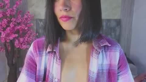 Salome  online show from November 19, 1:33 pm