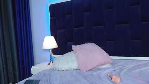 salomeee__ online show from March 6, 8:53 am