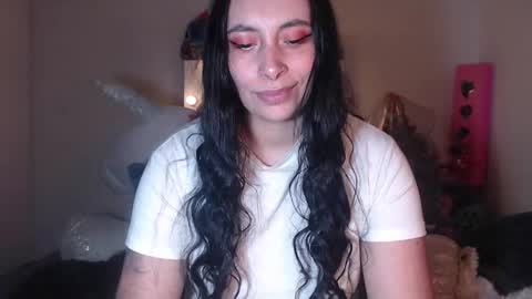 yenny online show from December 21, 4:52 am