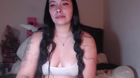 yenny online show from January 22, 4:34 am