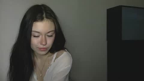 SaltedCaramely online show from March 19, 8:07 am