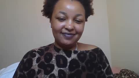 salty_surprise_ online show from December 10, 12:05 pm