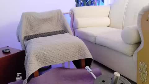saly_moon1 online show from July 11, 1:16 am