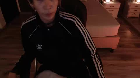 SAM MANSON online show from February 24, 12:15 pm