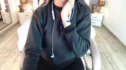 Snapshot of sam_mansson66 chatting on February 18, 12:06 pm SAM MANSON online show from February 18, 12:06 pm