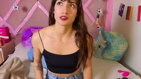 sam_pay__ online show from July 1, 9:14 pm