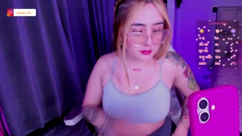 Sam online show from June 12, 2:52 am