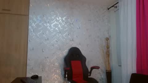 Snapshot of samanta_brownn_ chatting on February 27, 11:52 am samanta online show from February 27, 11:52 am