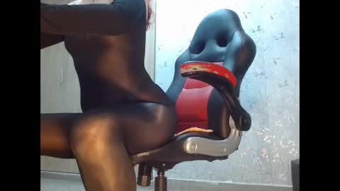 Snapshot of samanta_brownn_ chatting on October 20, 11:24 am samanta online show from October 20, 11:24 am