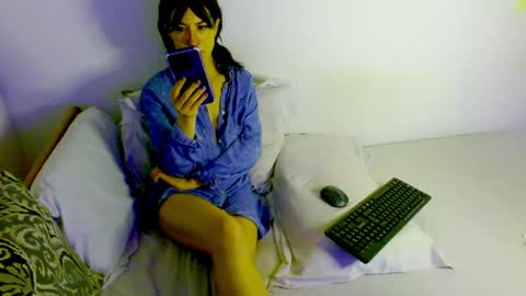Samanta online show from June 8, 8:41 pm