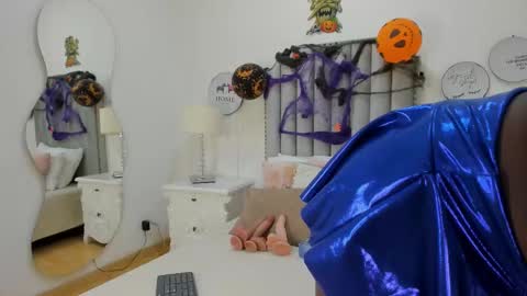 Samanta online show from October 31, 8:46 pm