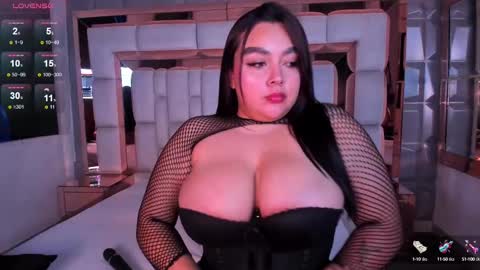 S A M A N T A   online show from February 26, 2:30 am