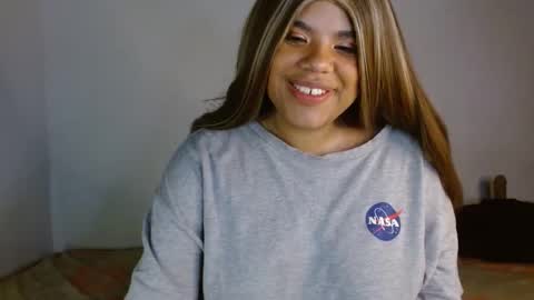 Snapshot of samantha_890 chatting on October 1, 10:37 pm samantha_890 online show from October 1, 10:37 pm