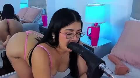 Samantha Vega online show from June 11, 12:32 am