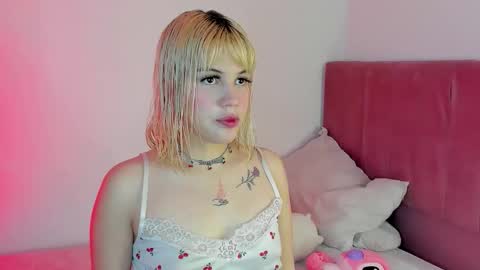 samantha_browwnn online show from November 23, 6:27 am