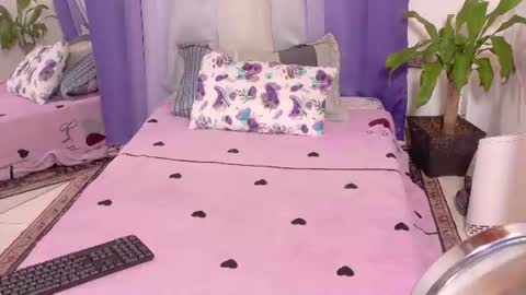 Samantha Ferrec online show from August 1, 11:07 pm