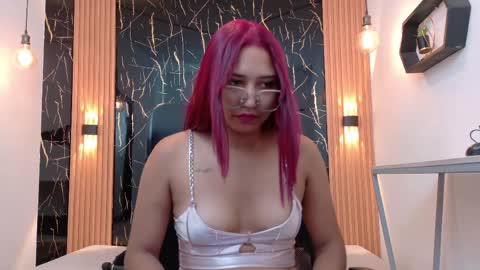    online show from June 6, 11:16 am