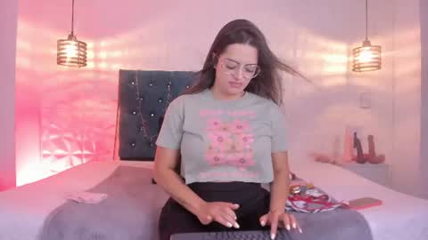 samantha_foxyy online show from June 29, 11:21 am