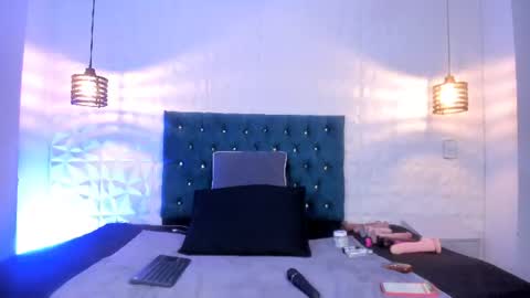 samantha_foxyy online show from July 22, 11:22 am