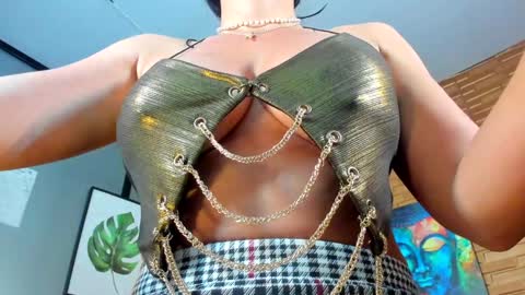 Snapshot of samantha_milfs chatting on January 29, 11:09 am samantha_milfs online show from January 29, 11:09 am