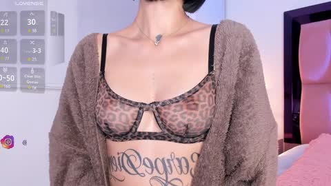 Snapshot of samantha_rogerss chatting on February 7, 11:45 am Sammy online show from February 7, 11:45 am