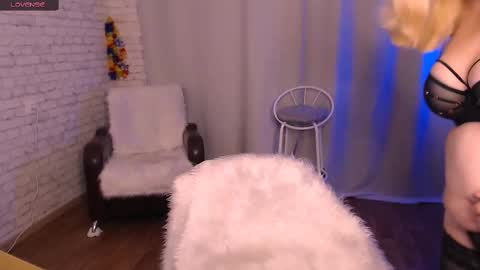 Samantha online show from February 15, 6:44 pm