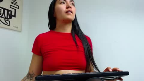 samantha_vaker online show from June 17, 9:16 pm