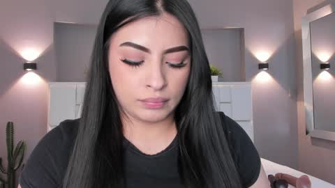 Snapshot of samanthaa_22_ chatting on February 5, 3:34 am Samanthaa online show from February 5, 3:34 am