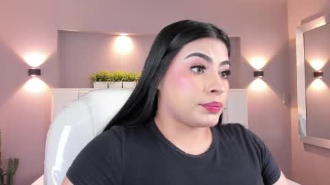 Snapshot of samanthaa_22_ chatting on March 6, 3:35 am Samanthaa online show from March 6, 3:35 am