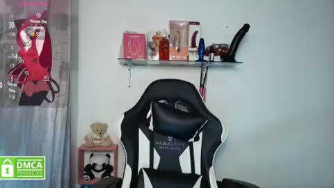 sam online show from July 10, 12:38 pm