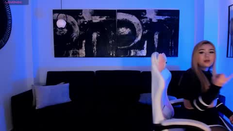 Samantha Klein online show from November 25, 2:36 am