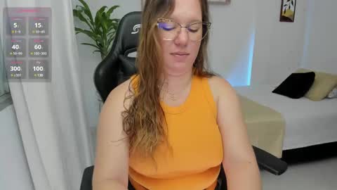 Samantha samy online show from December 18, 10:46 pm