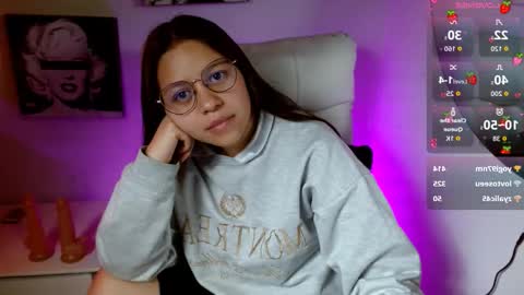 Snapshot of samantharoldan chatting on September 19, 6:29 pm Samantha online show from September 19, 6:29 pm