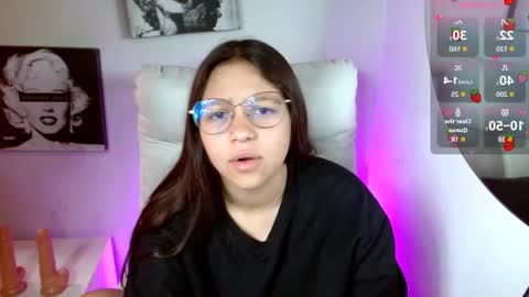 Snapshot of samantharoldan chatting on September 23, 3:10 pm Samantha online show from September 23, 3:10 pm
