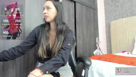 Sara  online show from March 4, 11:40 am