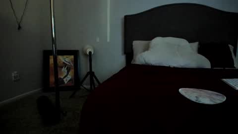 Yaya online show from September 24, 4:22 am