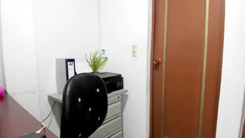 sami_cutte online show from December 21, 7:27 pm