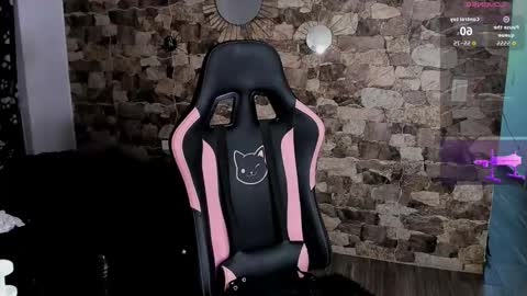 samiacooper25 online show from March 8, 5:22 am